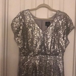 🔥NWOT Adrianna Papell Gown 🔥